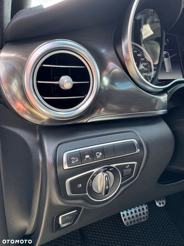 Mercedes-Benz Klasa V 250 d 4-Matic Exclusive 7G-Tronic - 30