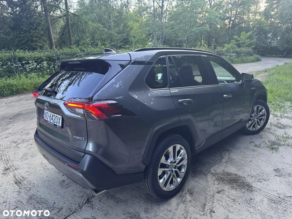 Toyota RAV4 - 3