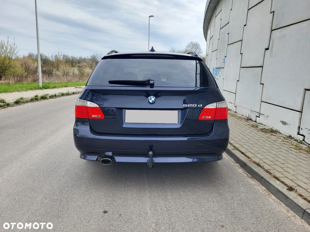 BMW Seria 5 520d Touring - 5