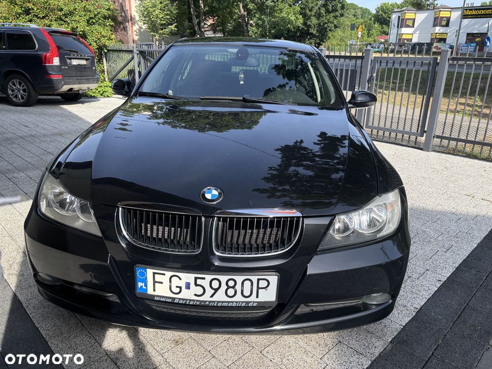 BMW Seria 3 318i - 6
