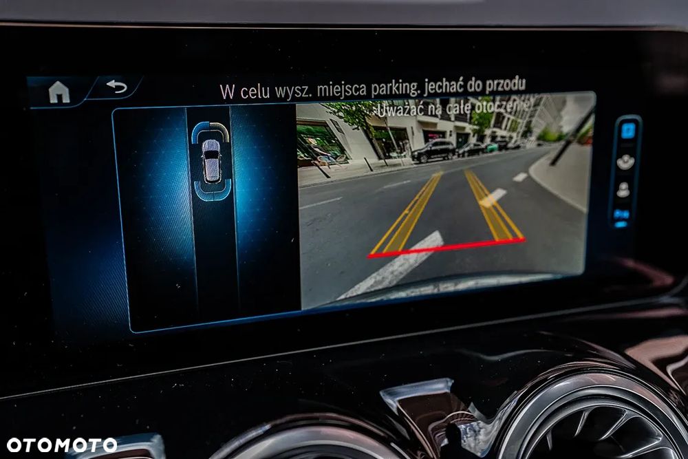 Mercedes-Benz GLA 200 mHEV AMG Line 7G-DCT - 25