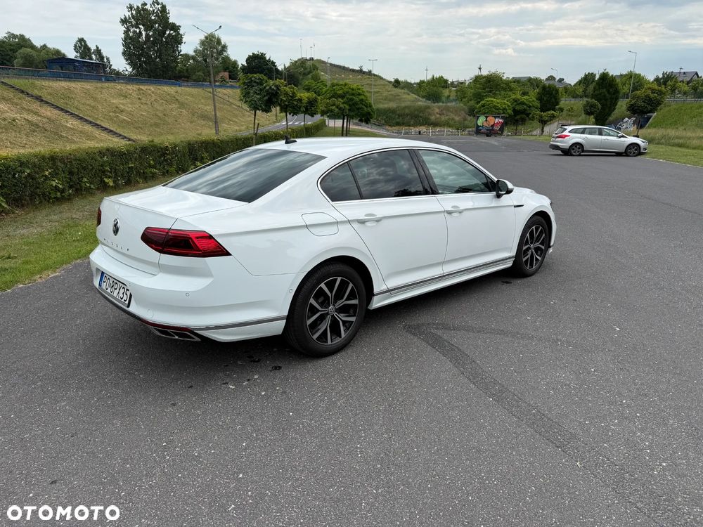 Volkswagen Passat 2.0 TDI Business DSG - 3