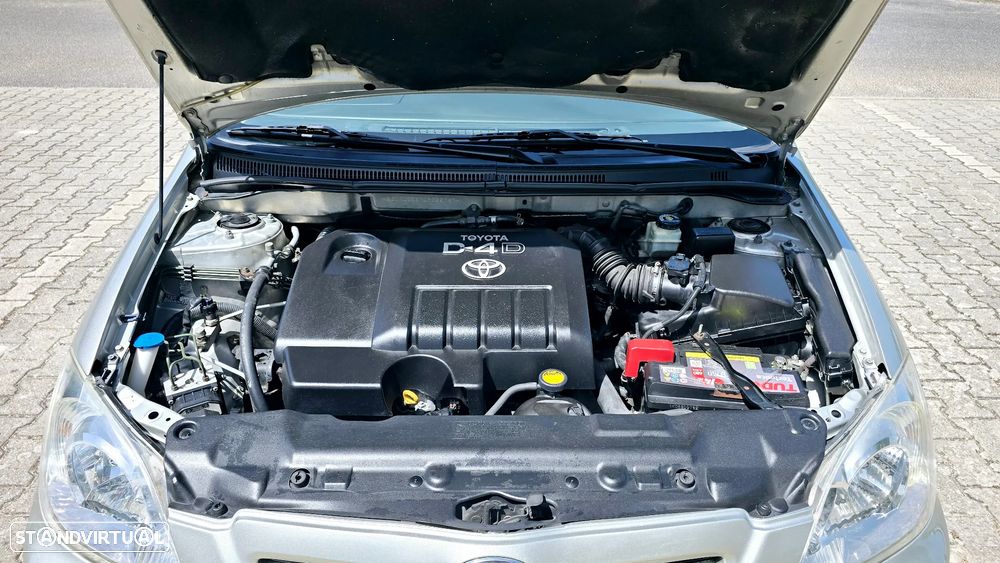 Toyota Corolla 1.4 D-4D Sol - 23