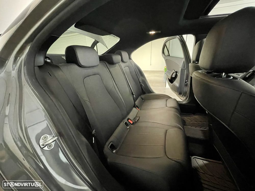 Mercedes-Benz A 250 Limousine e 8G-DCT Progressive - 14