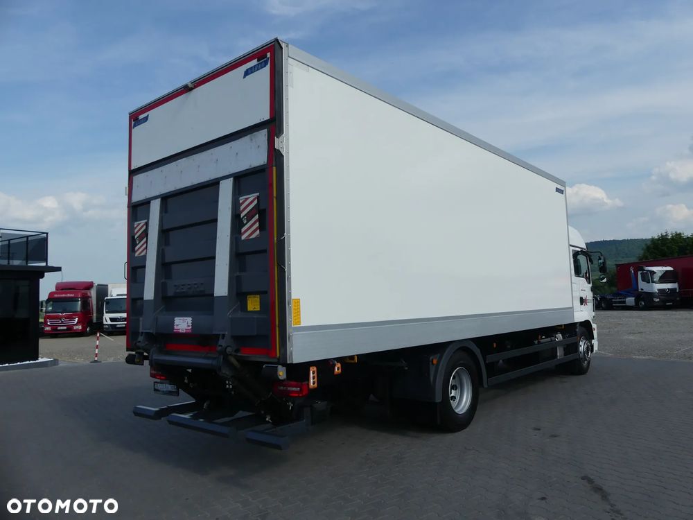 MAN TGM 18.290 / EURO 6 / KONTENER + WINDA / OTWIERANY BOK / - 11