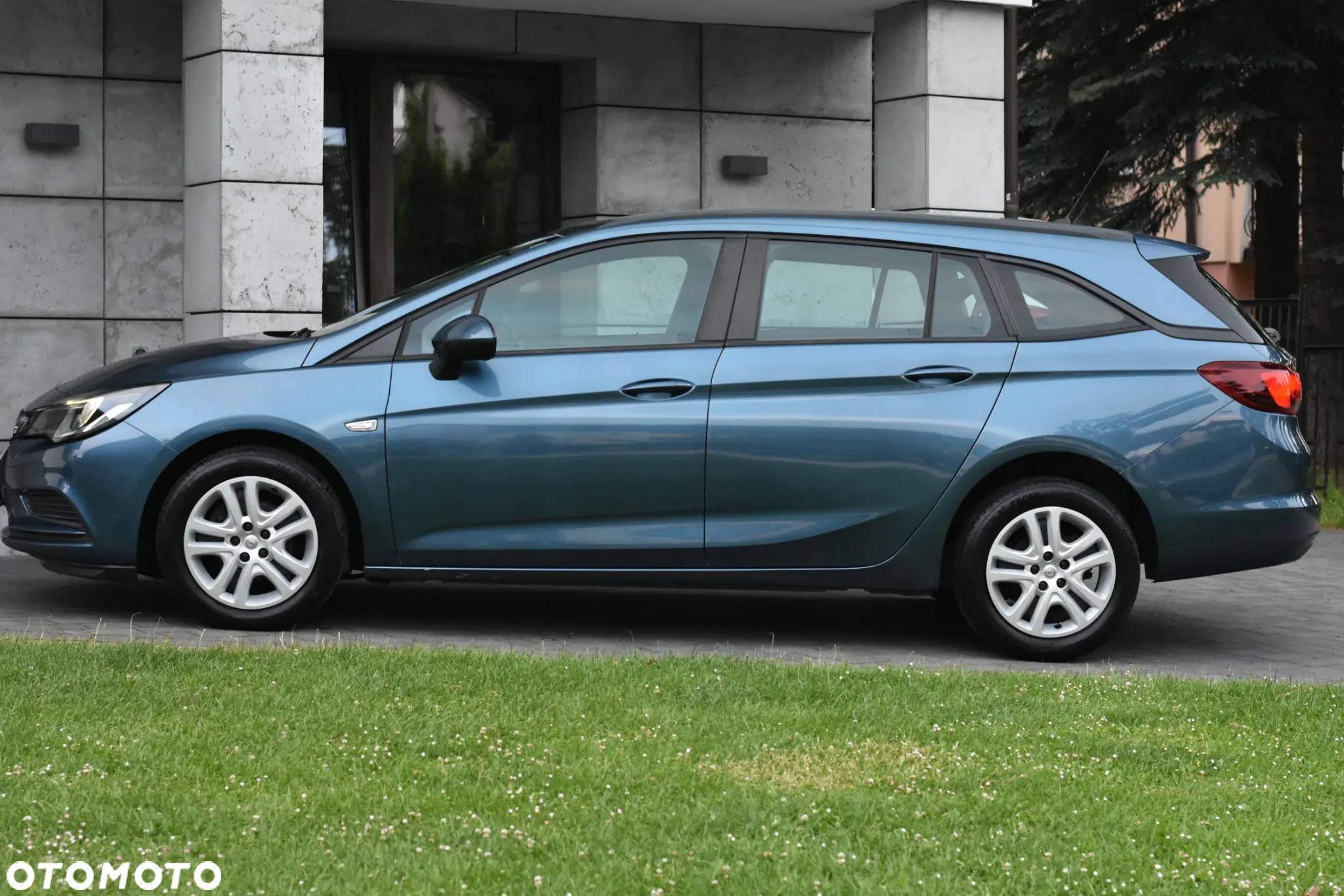 Opel Astra 1.6 CDTI Start/Stop Sports Tourer Active - 13
