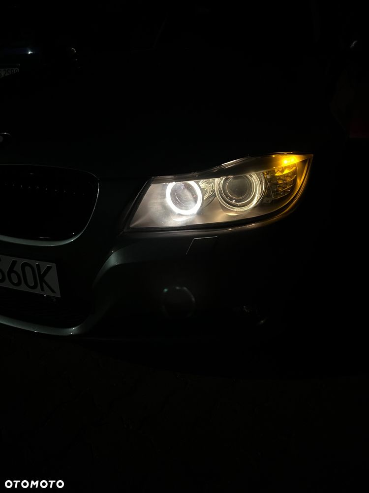 BMW Seria 3 320d DPF - 12