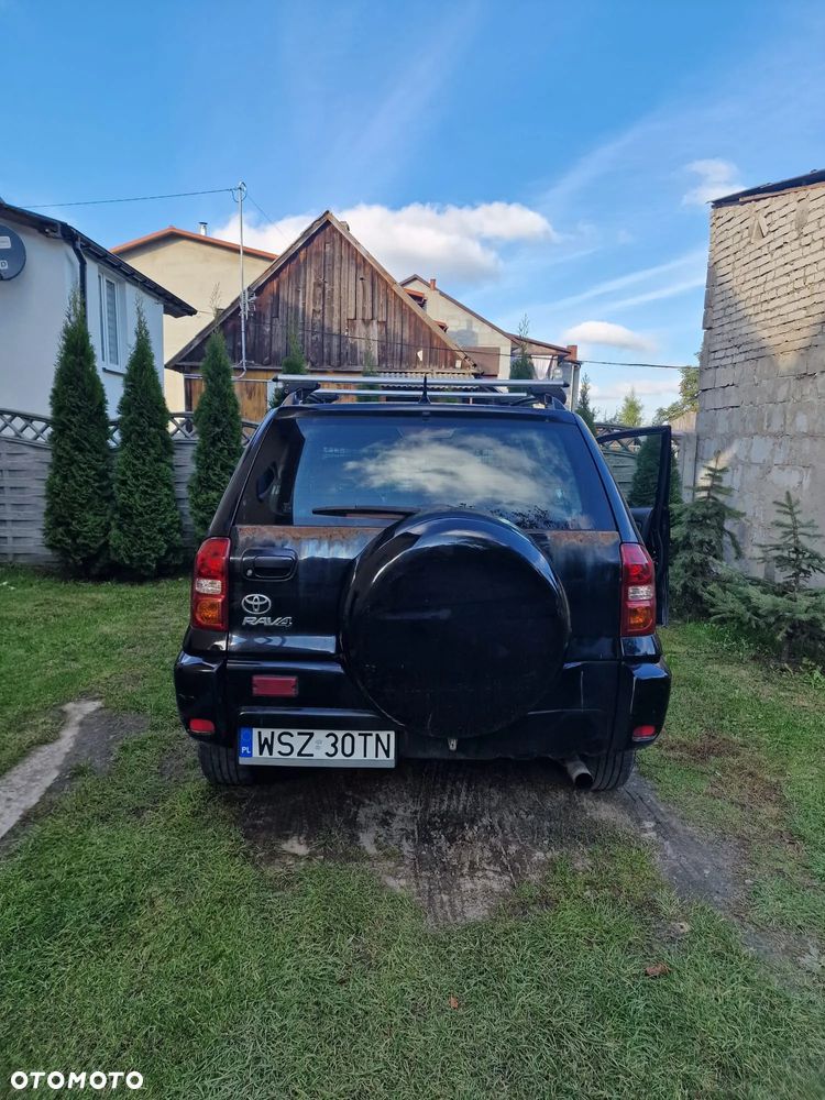 Toyota RAV4 2.0 D-4D 4x4 - 5