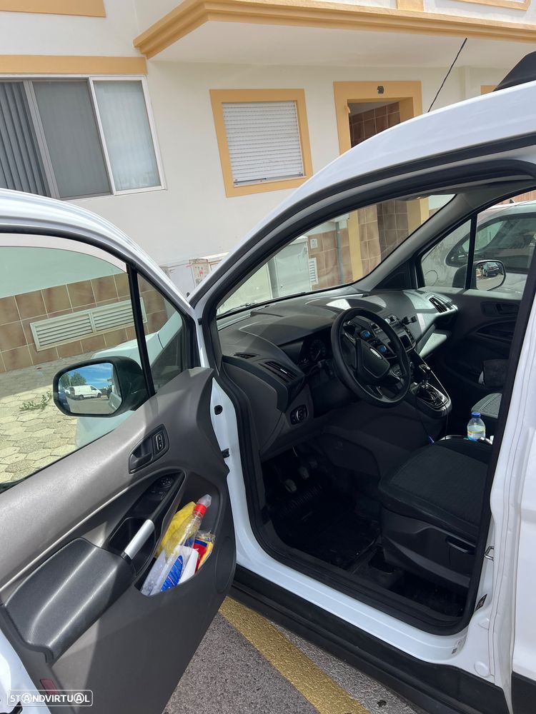 Ford Transit Connect - 11
