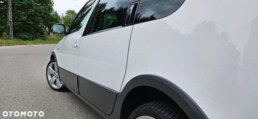 Skoda Roomster 1.2 TSI Scout PLUS EDITION - 15