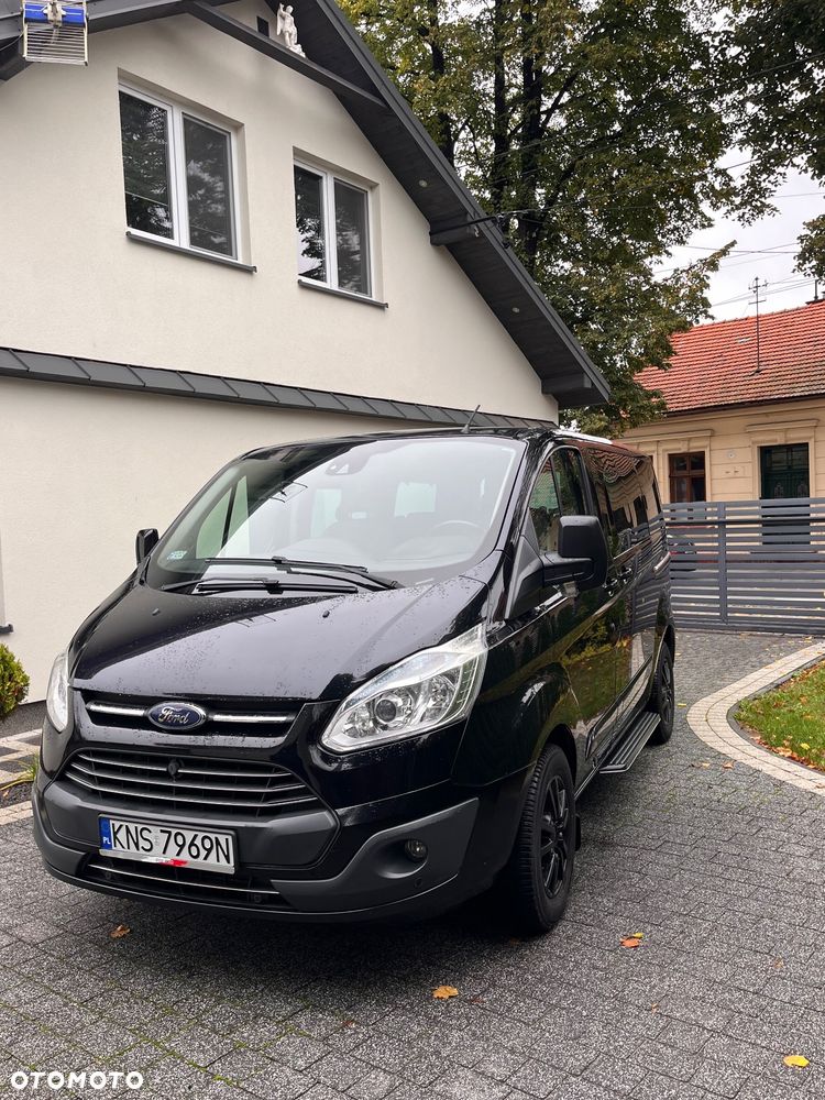 Ford Tourneo Custom - 2