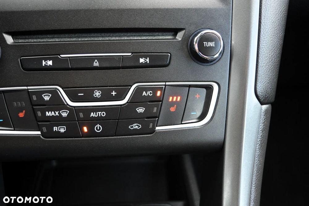Ford Mondeo 1.6 TDCi Platinium X Plus (Titanium) - 20