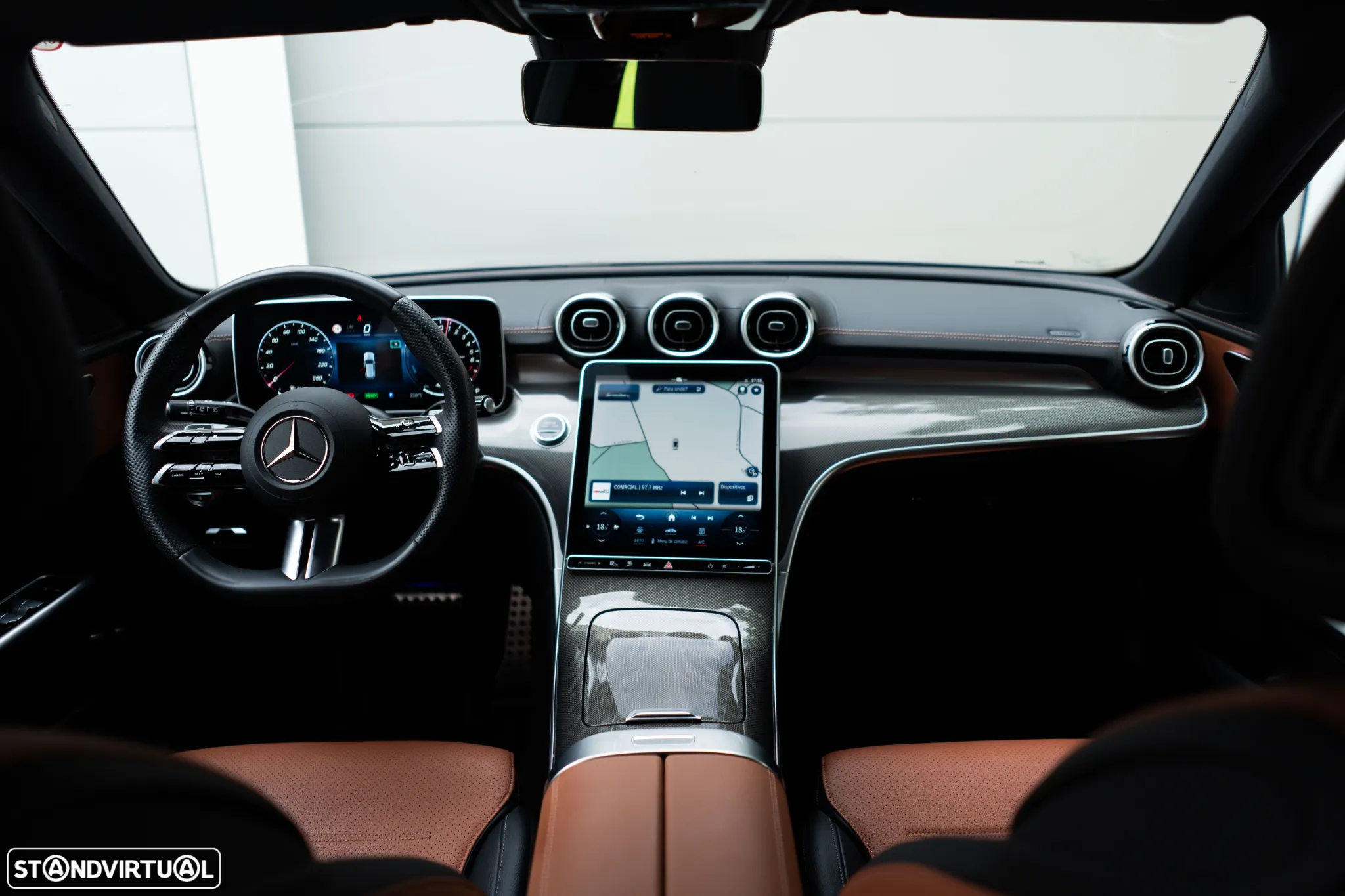 Mercedes-Benz C 300 e AMG Line - 11