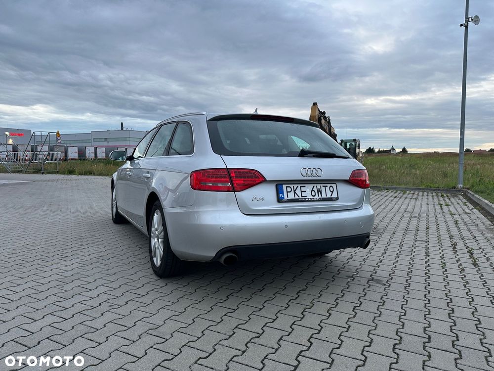 Audi A4 Avant - 5