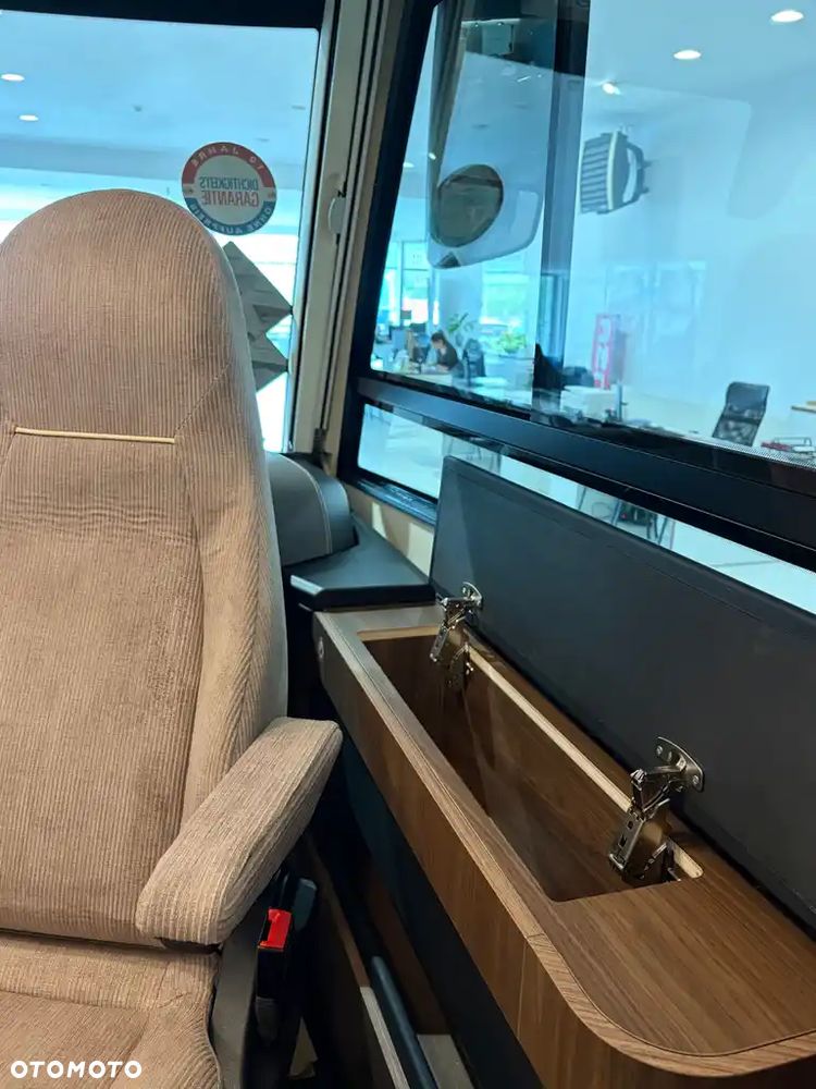 Eura Mobil Integra Line GT 726 QF - 26