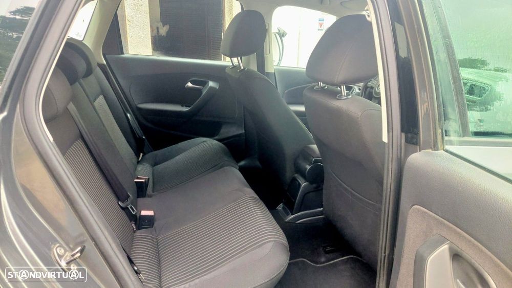 VW Polo 1.6 TDI Highline - 11