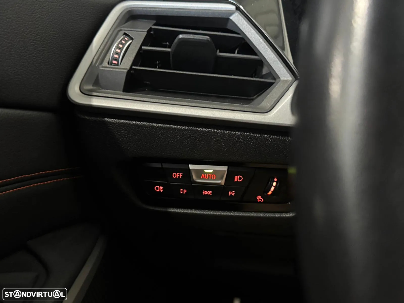 BMW 320 d Pack M Auto - 26