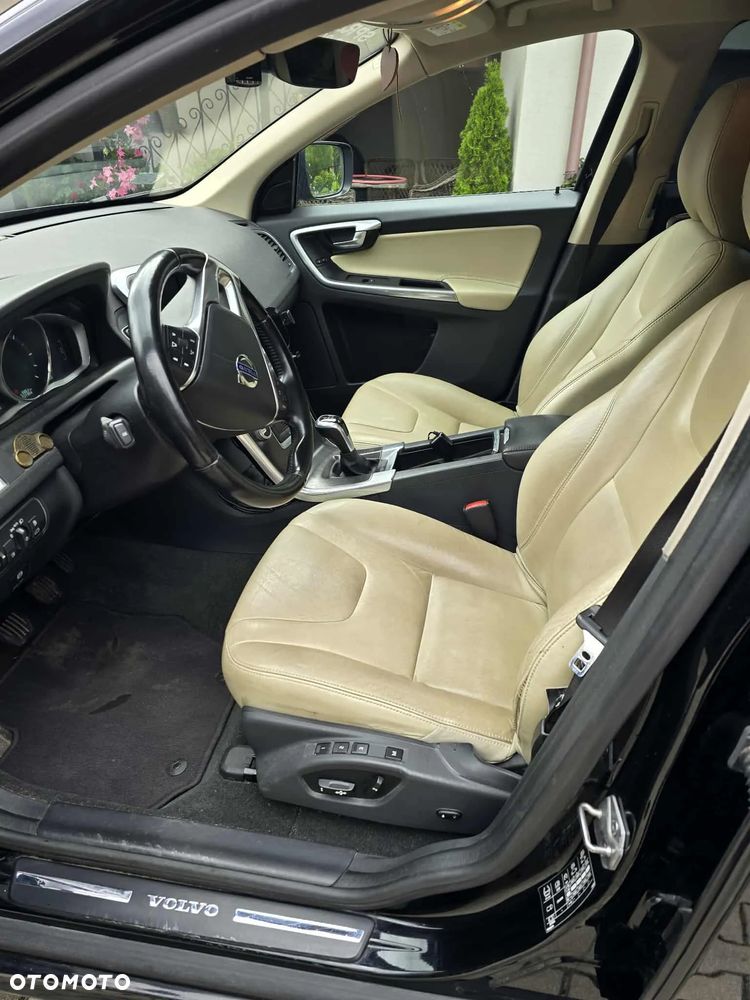 Volvo XC 60 D4 Drive-E Summum - 5