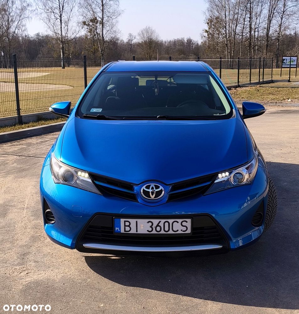 Toyota Auris - 2