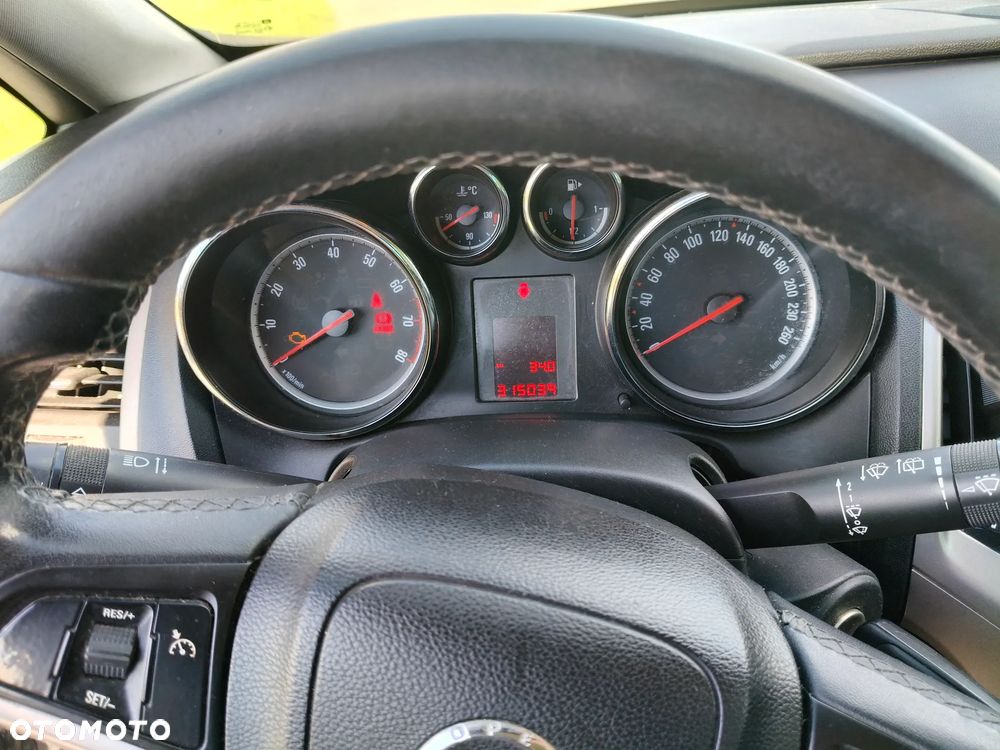 Opel Astra 1.4 ecoFLEX - 7