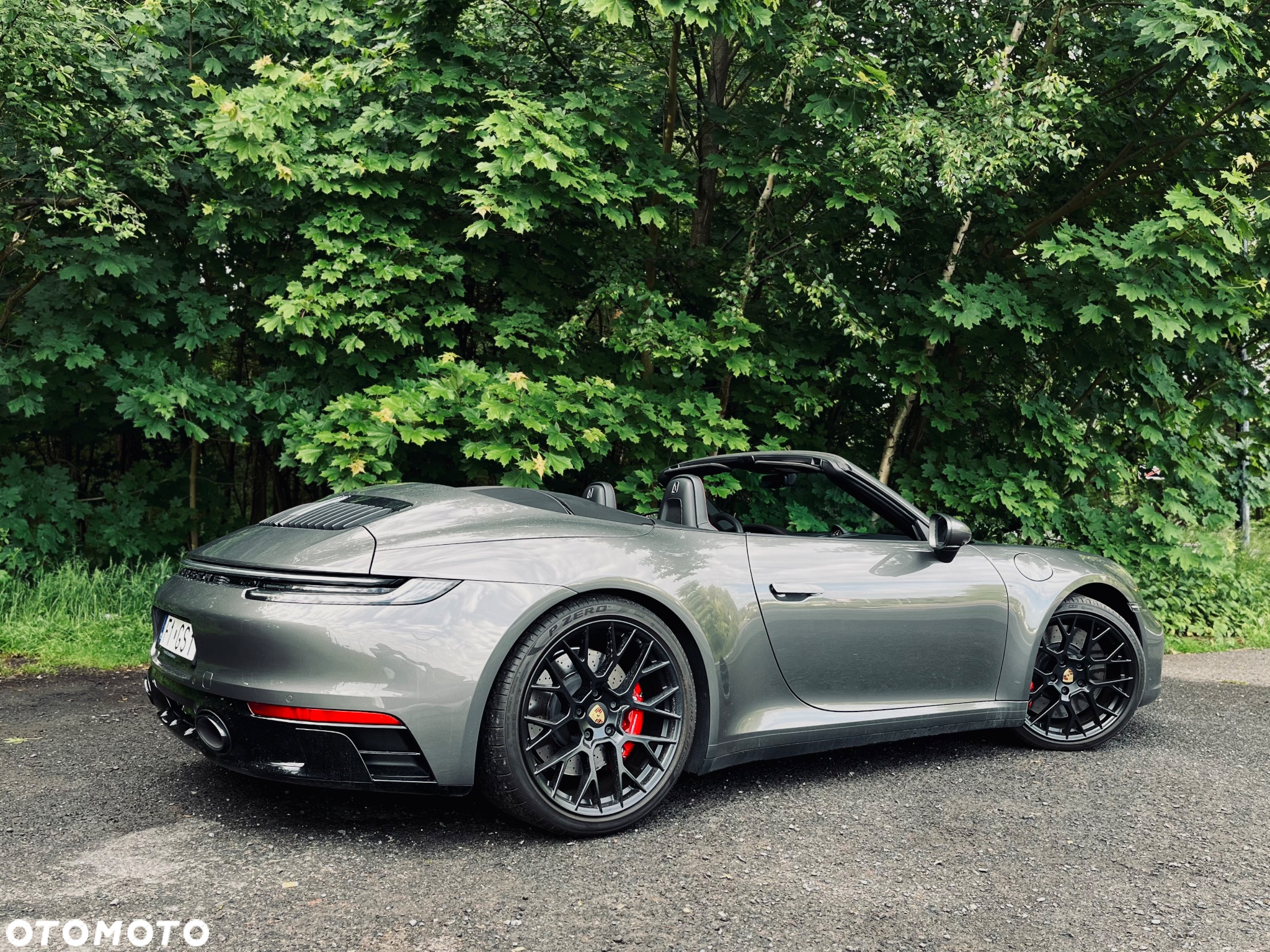 Porsche 911 Carrera 4 GTS Cabrio - 9