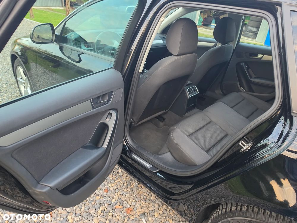 Audi A4 Avant - 10