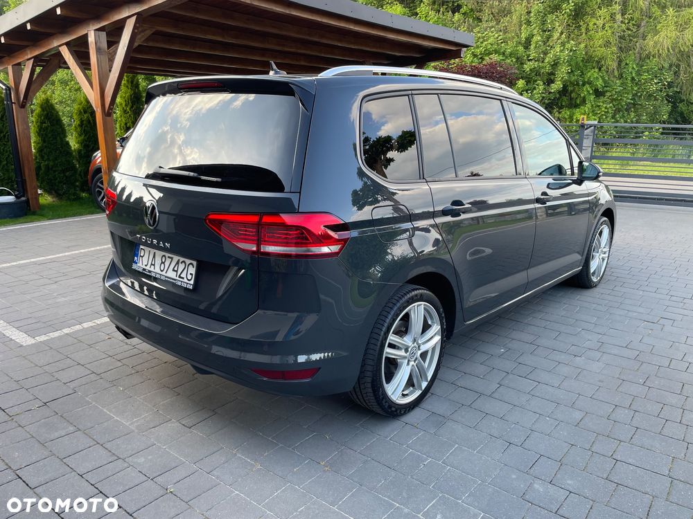 Volkswagen Touran 2.0 TDI BMT Comfortline Plus DSG - 4