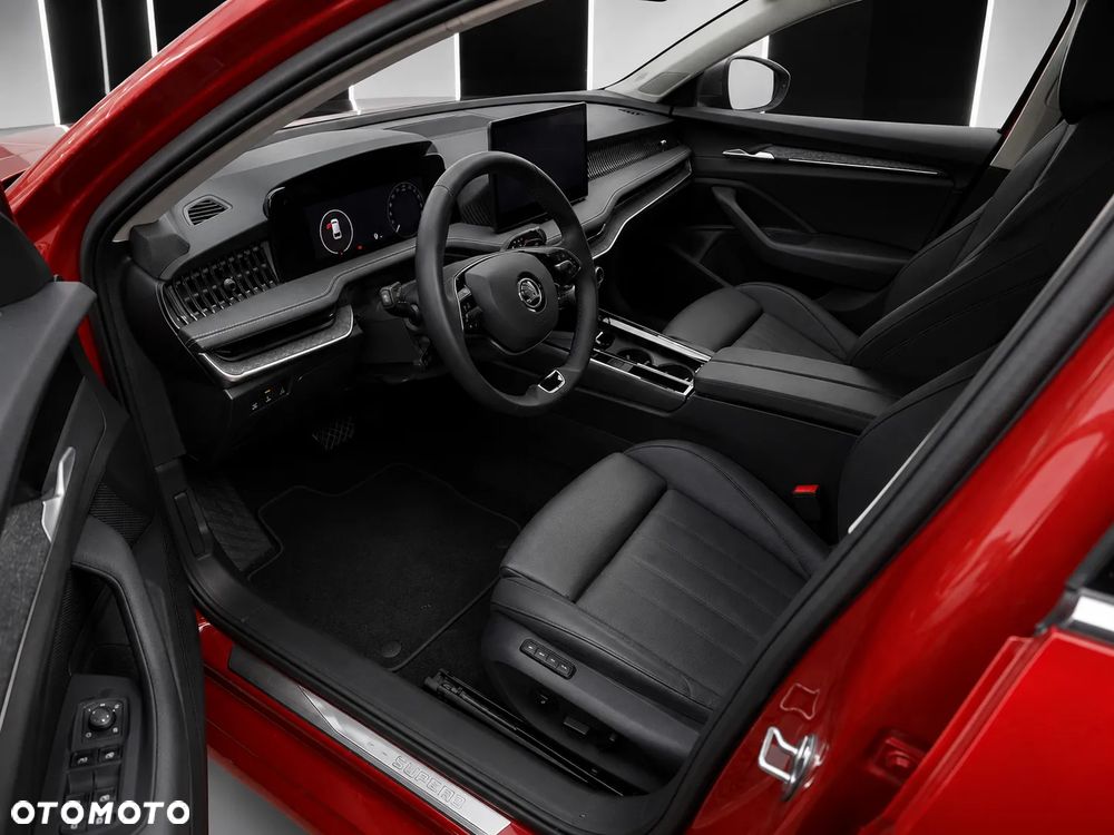 Skoda Superb 2.0 TDI SCR Selection DSG - 8
