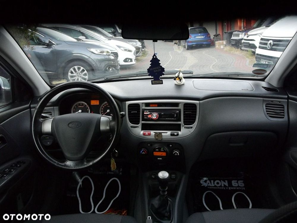 Kia Rio 1.6 EX - 19