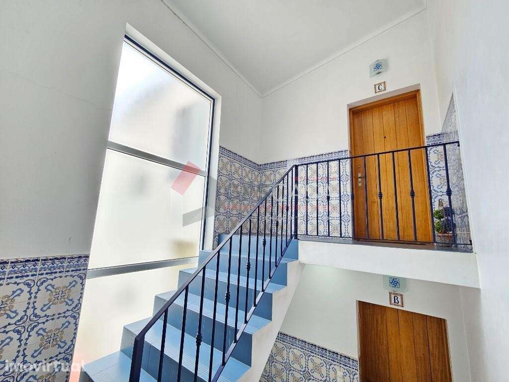 Apart. T3 duplex com vista mar no centro da Praia da Vitória! - Grande imagem: 4/25