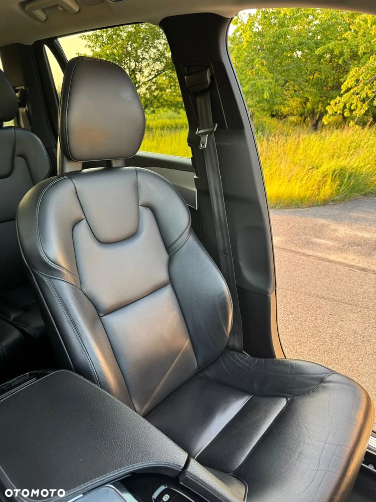Volvo XC 90 T5 AWD Inscription 7os - 13
