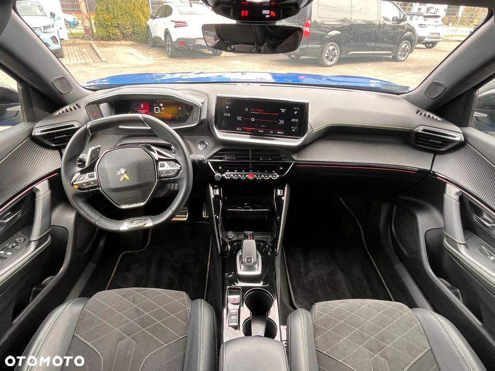 Peugeot 2008 1.2 PureTech GT Pack S&S EAT8 - 6