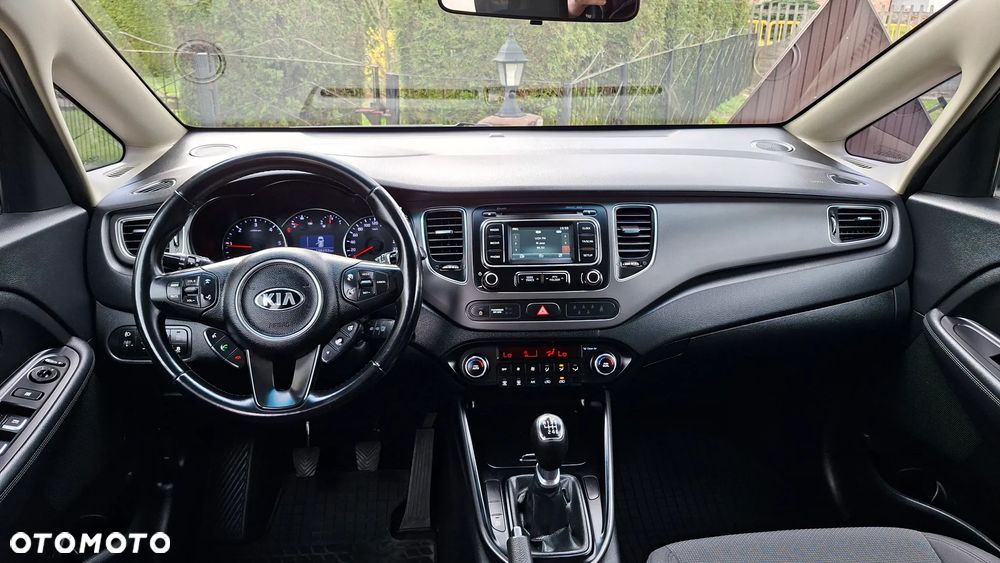 Kia Carens 1.7 CRDi Spirit - 31