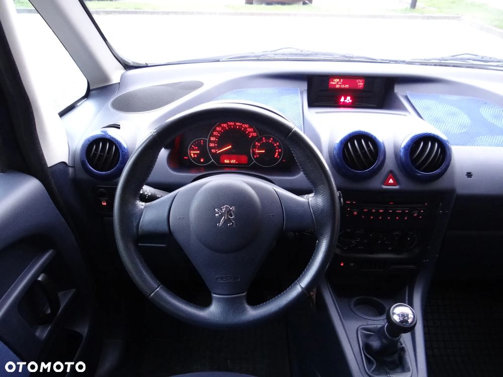 Peugeot 1007 90 Quicksilver - 23