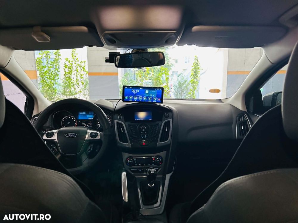 Ford Focus - 22