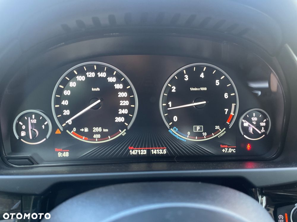BMW X5 xDrive35i - 9