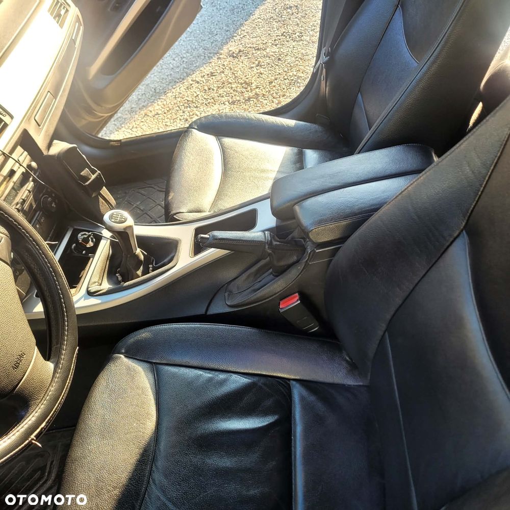 BMW Seria 3 - 12