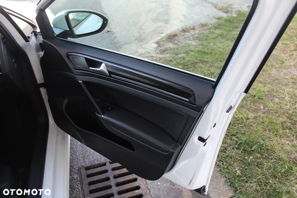 Volkswagen Golf 2.0 TDI Sound - 5