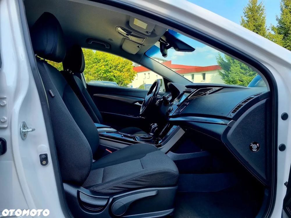 Hyundai i40 1.7 CRDi Premium DCT - 12