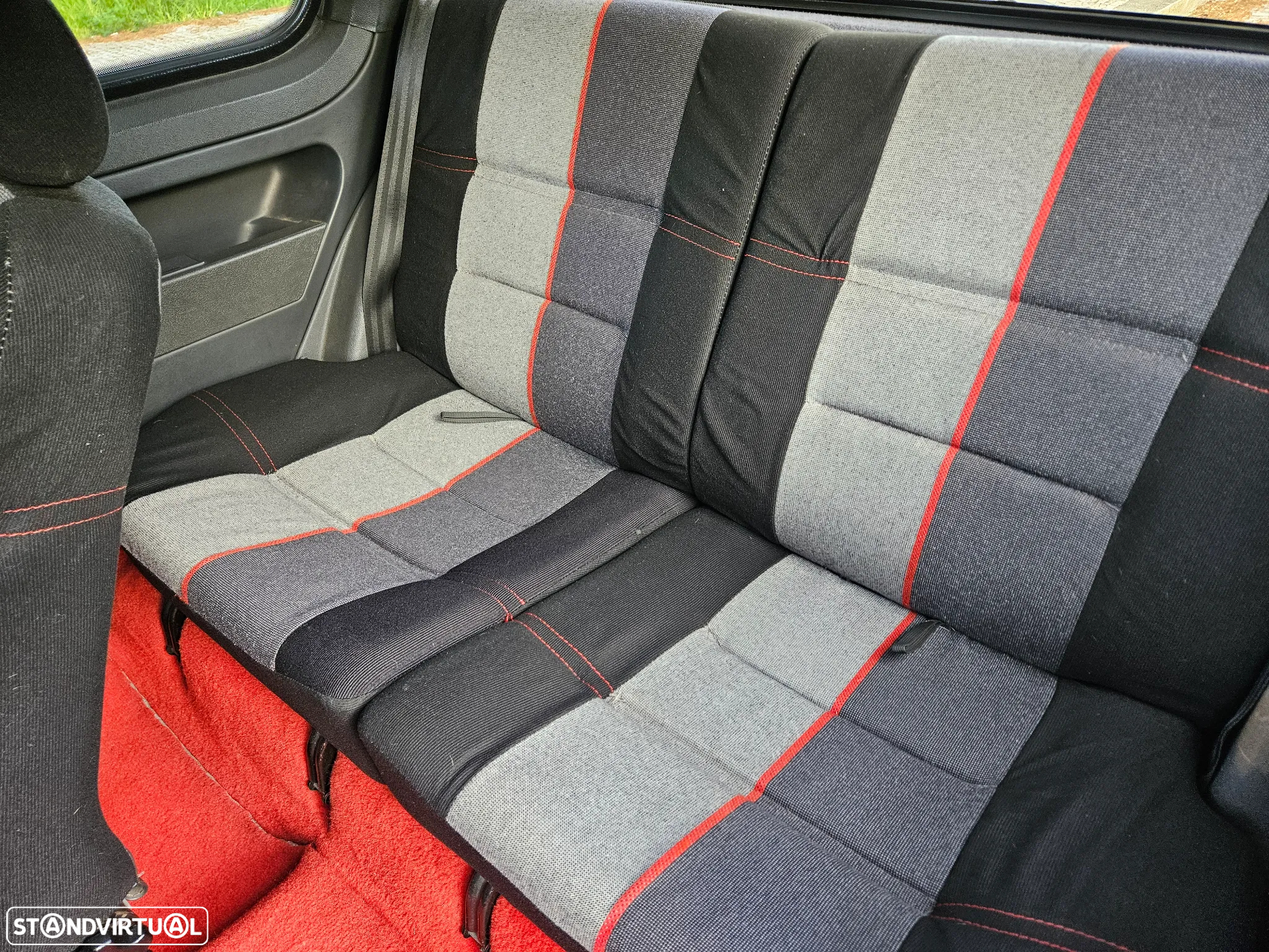 Peugeot 205 1.9 GTi - 6