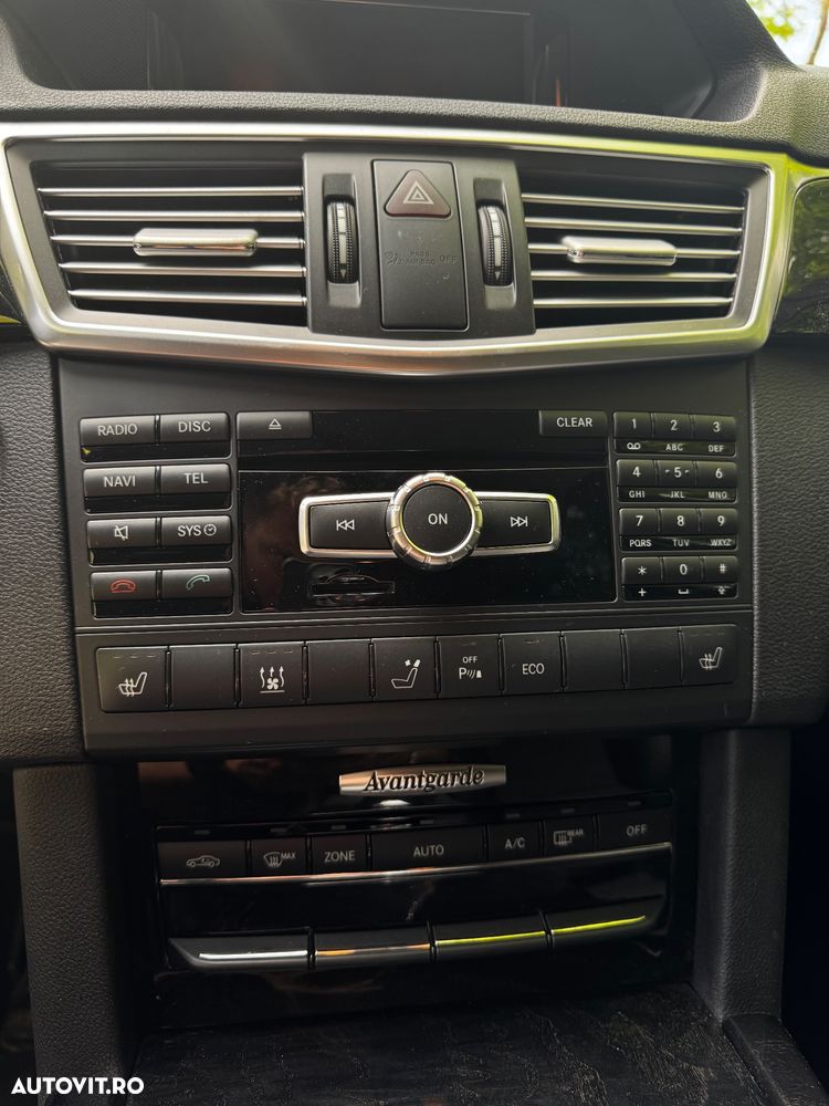 Mercedes-Benz E - 22