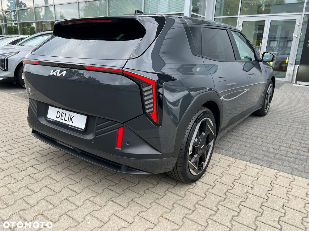 Kia EV4 - 11