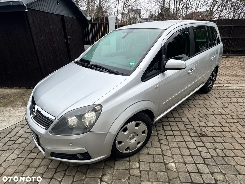 Opel Zafira - 9