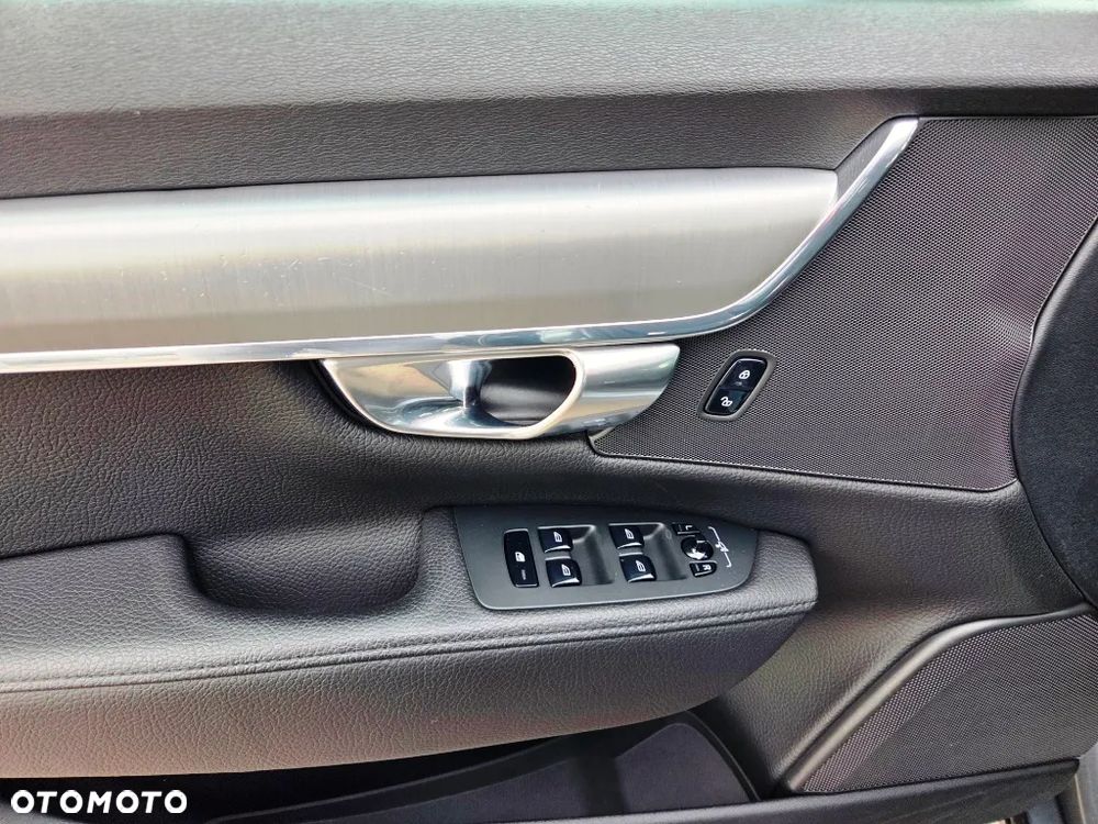 Volvo S90 T5 Geartronic Momentum - 25