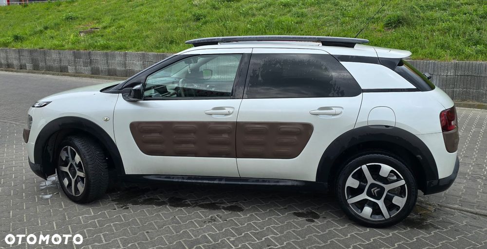 Citroën C4 Cactus 1.2 PureTech Shine Edition S&S ETG - 4