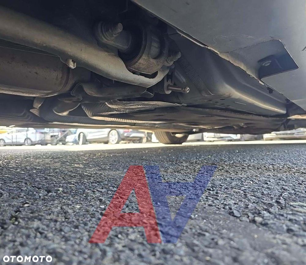 Chrysler Pacifica - 19