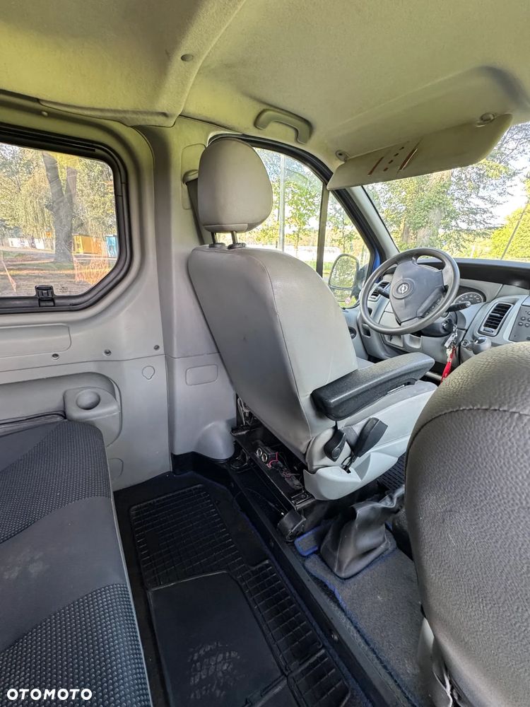 Opel Vivaro - 16