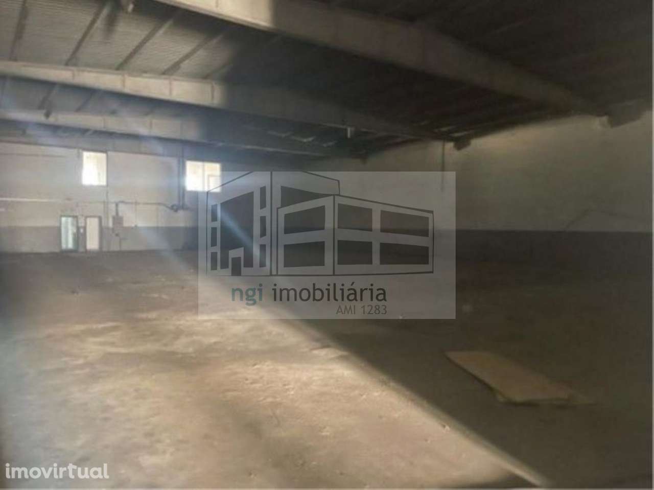 Armazém Alhos Vedros INVESTIMENTO - Grande imagem: 3/40