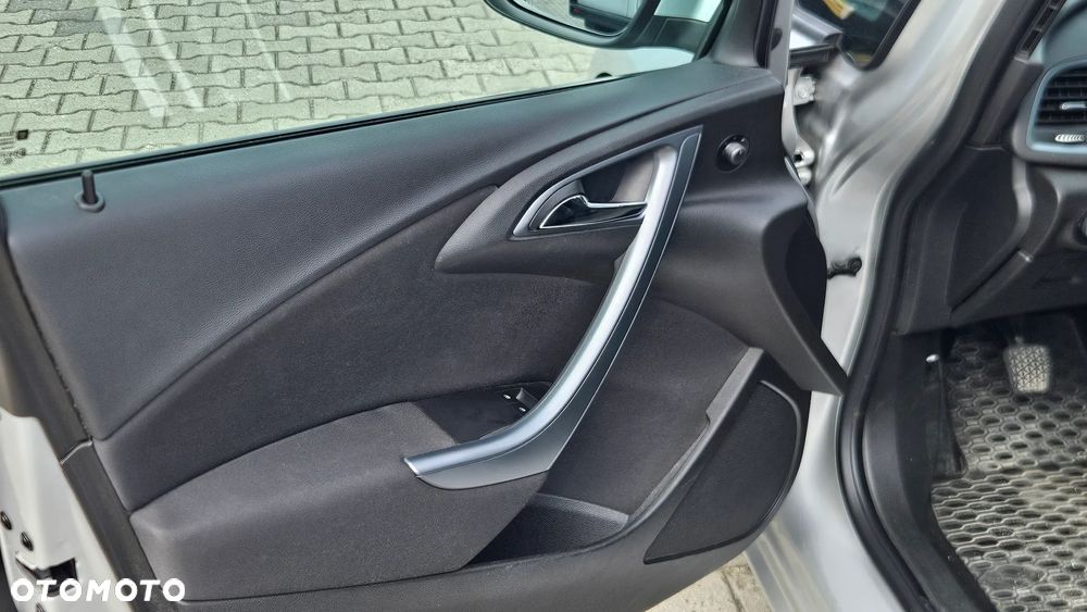 Opel Astra 1.6 Enjoy - 10