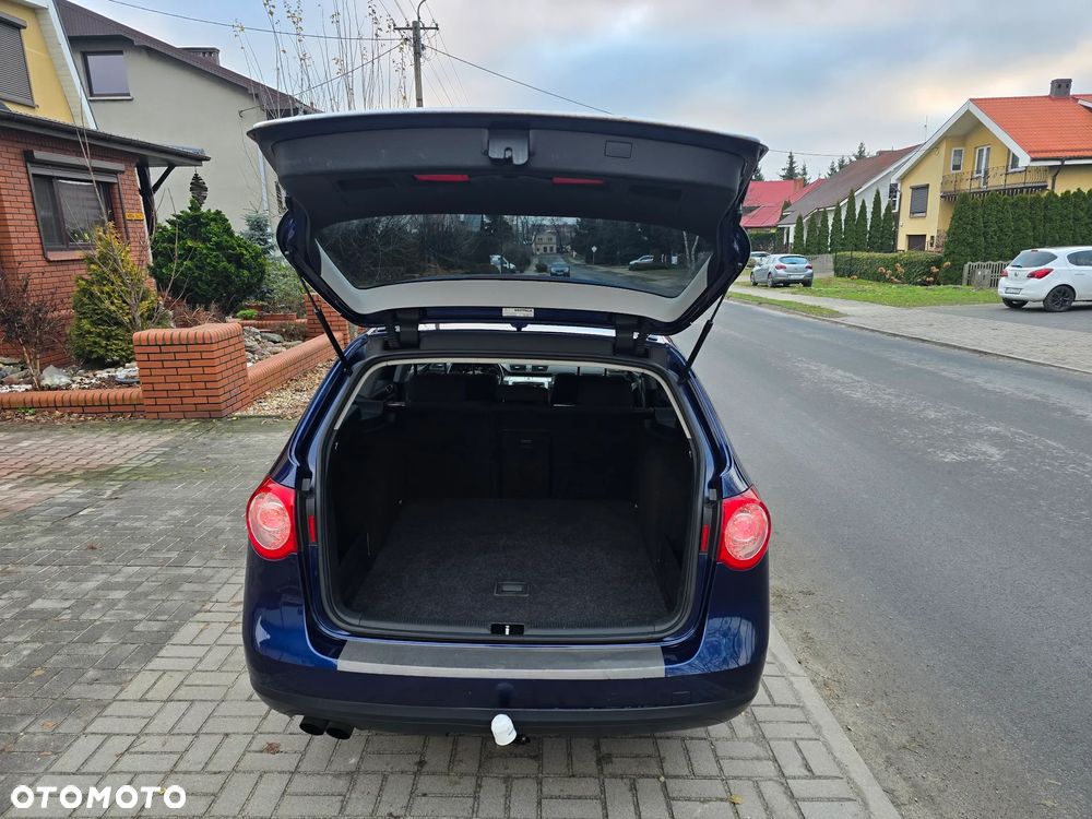 Volkswagen Passat 2.0 Blue TDI DPF DSG Highline - 21